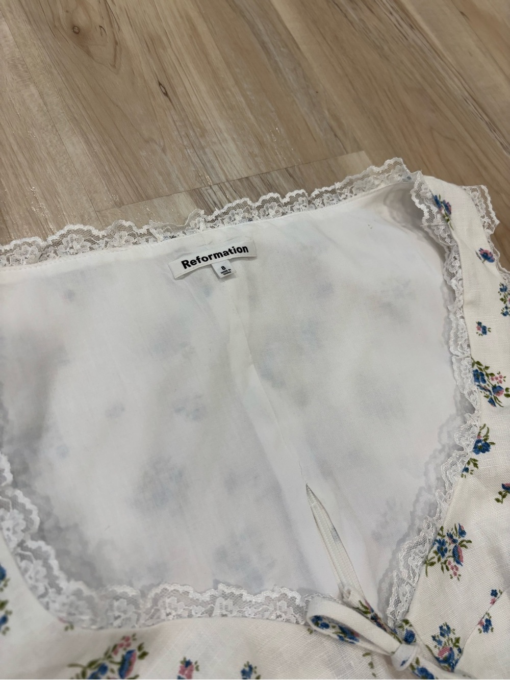 Reformation Brenda Linen Top - Picture 2 of 8